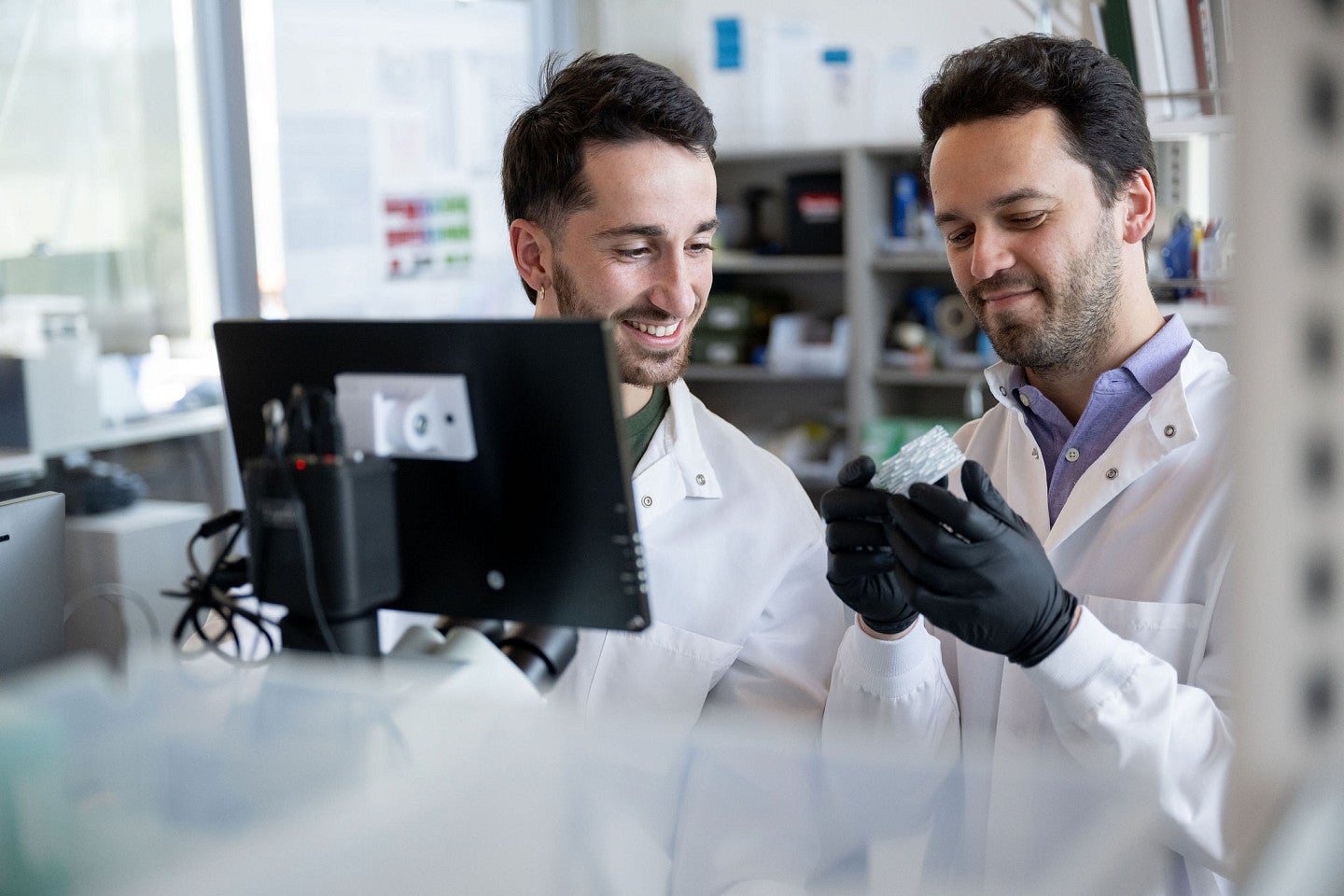 BioE Dalton lab students in lab