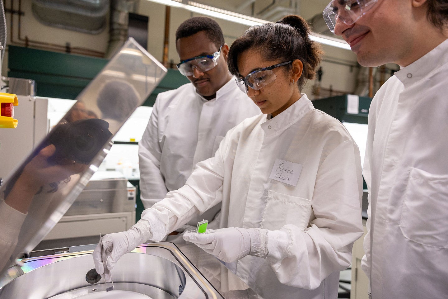 Students in Semiconductor lab