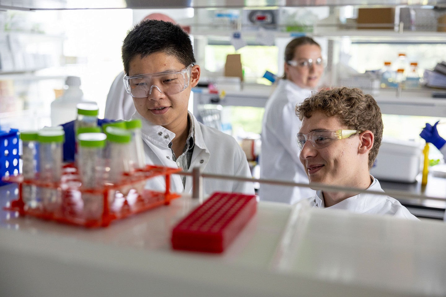 Bioengineering Students in lab