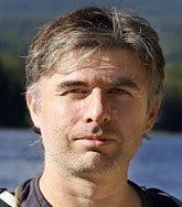headshot of emek demir